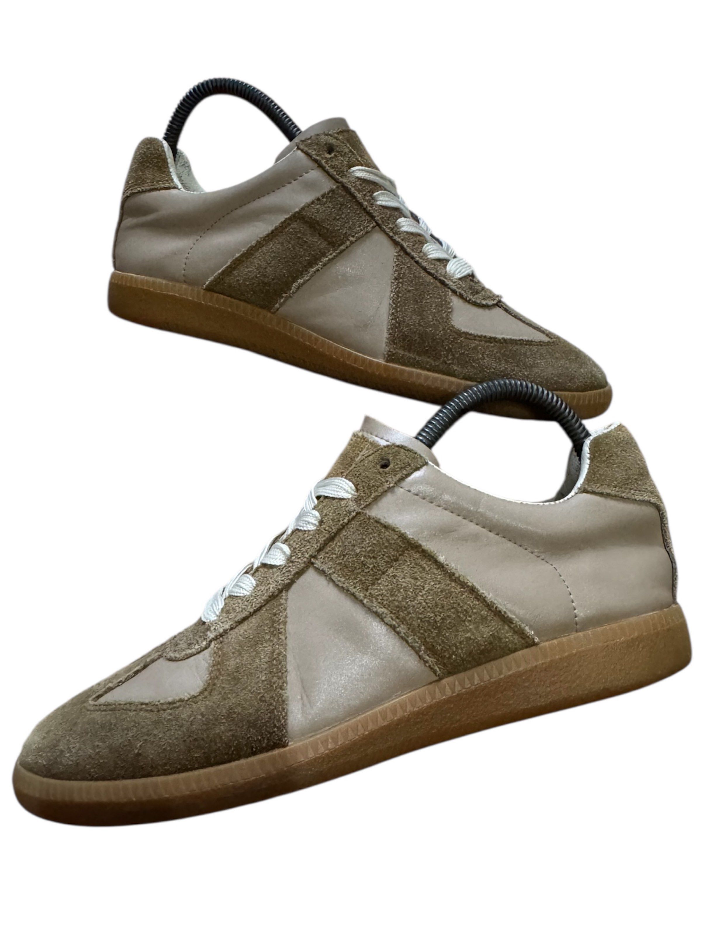 Maison Margiela MM22 Replica Sneakers (Category: Sneakers) located in Kabankalan. Submitted by secondhandgems2 (Listing ID 1420042030, Image 1). Description: Size 37 (24cm) Excellent Condition Minimal Sign of Usage Authenticity not guaranteed .