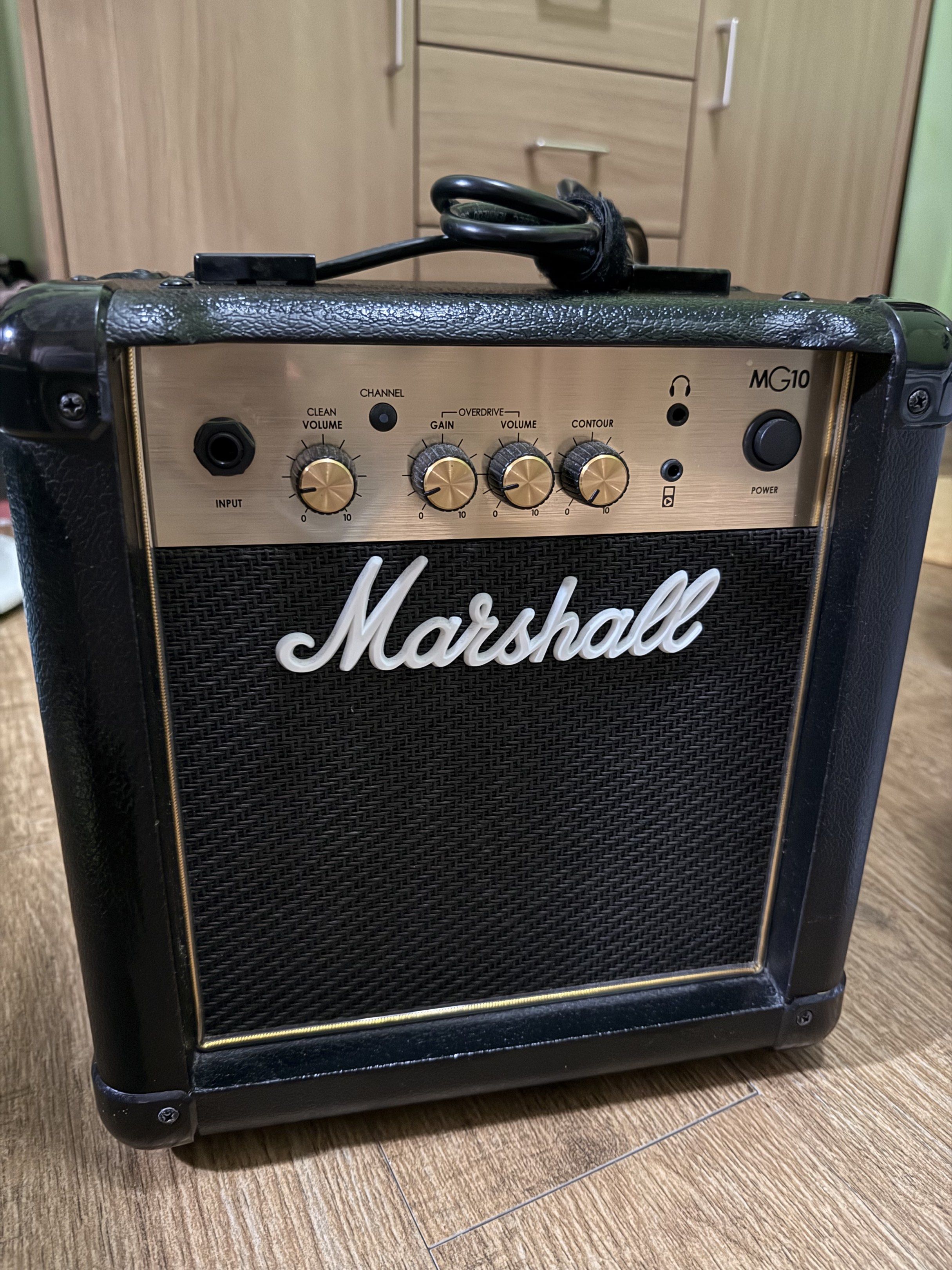 Marshall MG10 AMPLIFIER GOLD (Category: Soundbars, Speakers & Amplifiers) located in Cainta. Submitted by aakmjm (Listing ID 1420079272, Image 1). Description: Barely used Impulsive buying With box and receipt from JB Music RFS: Decluttering.