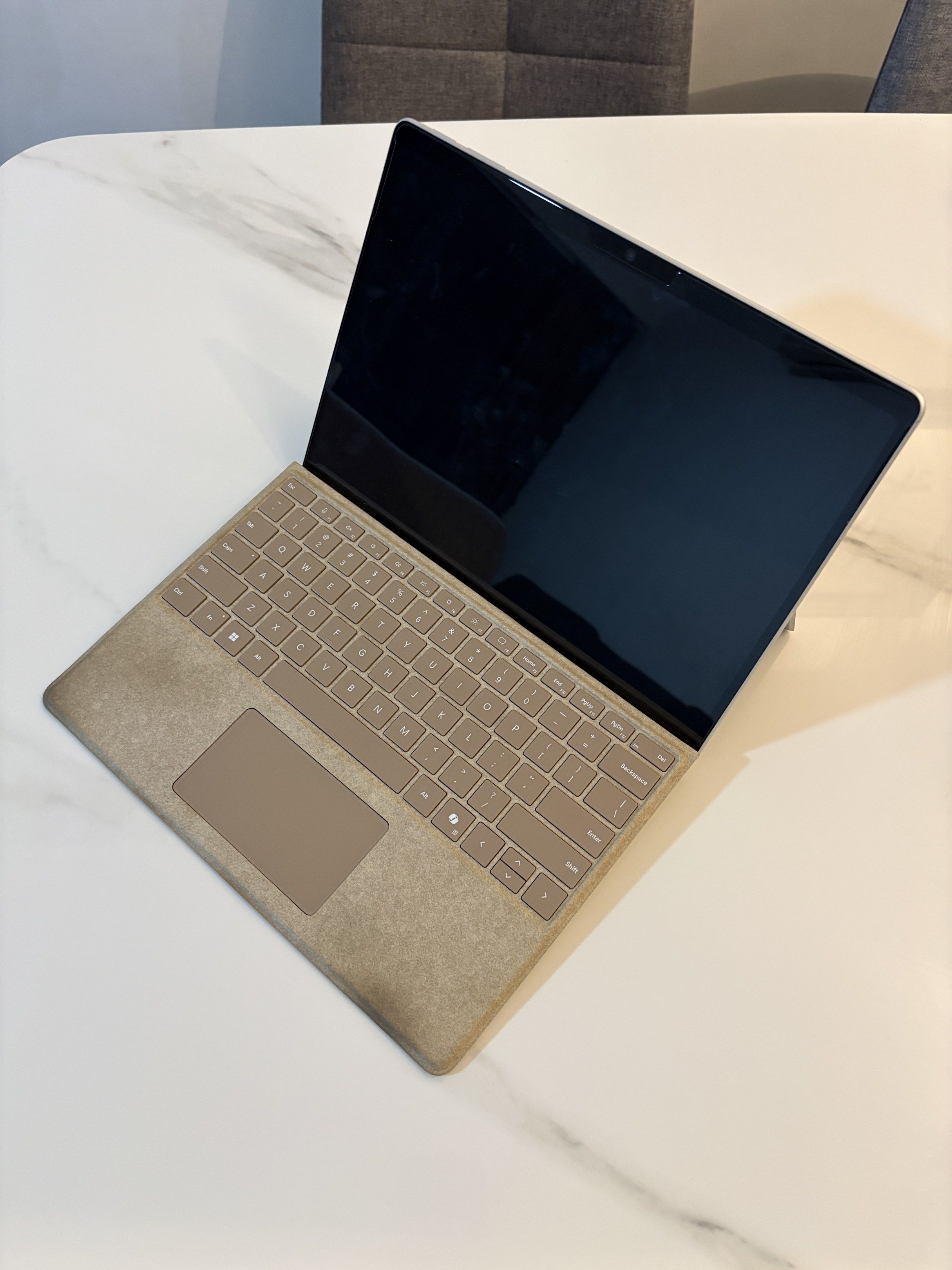 Microsoft Surface Pro 11th Edition451172601022402561
