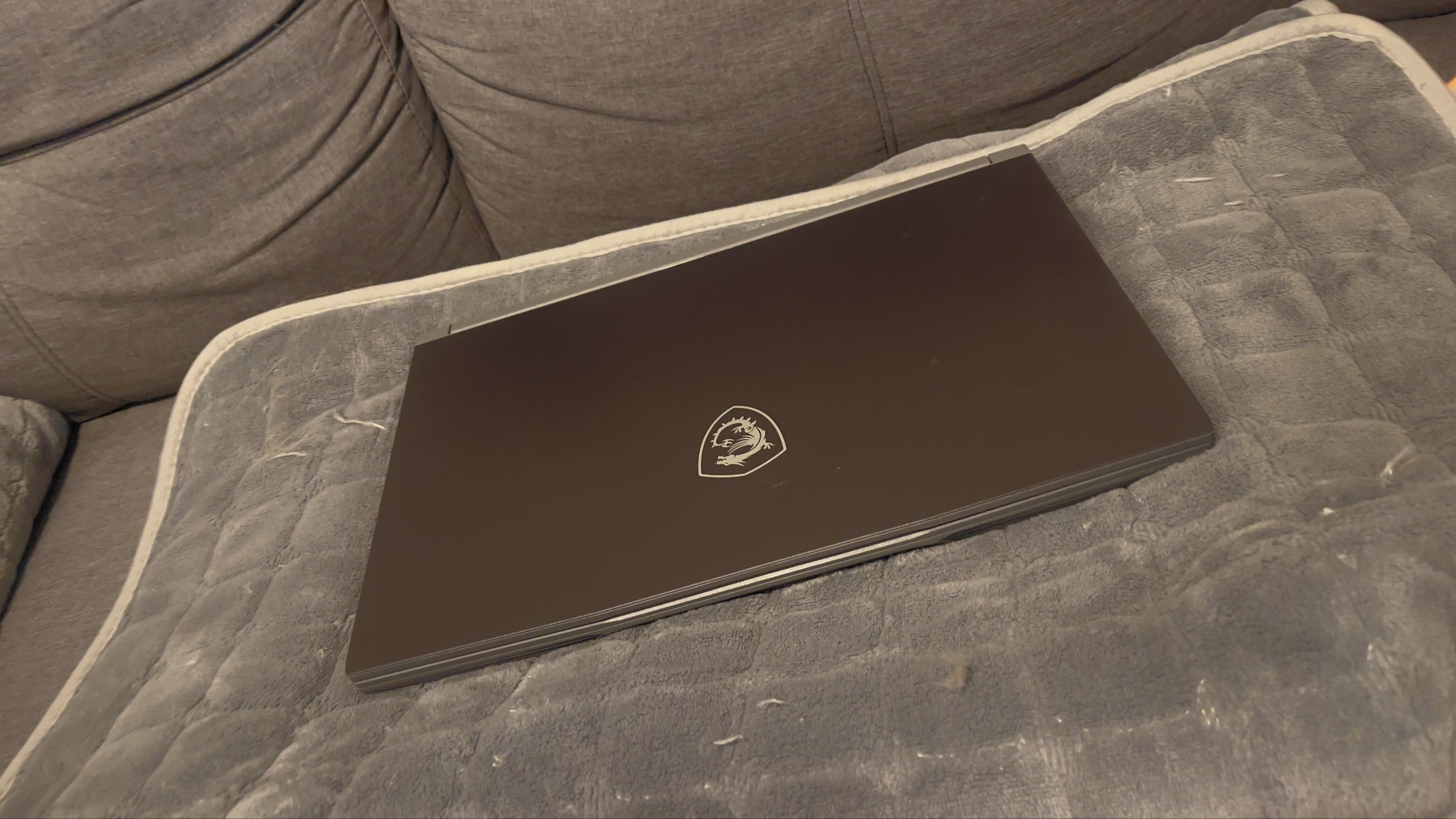 MSI Gaming Laptop THIN 15 (Category: Laptops & Notebooks) located in Cebu City. Submitted by hanyeunlee (Listing ID 1420111995, Image 3). Description: Bought it october 2025. Barely used it. Price is still negotiable. RFS: upgrade to Mac.