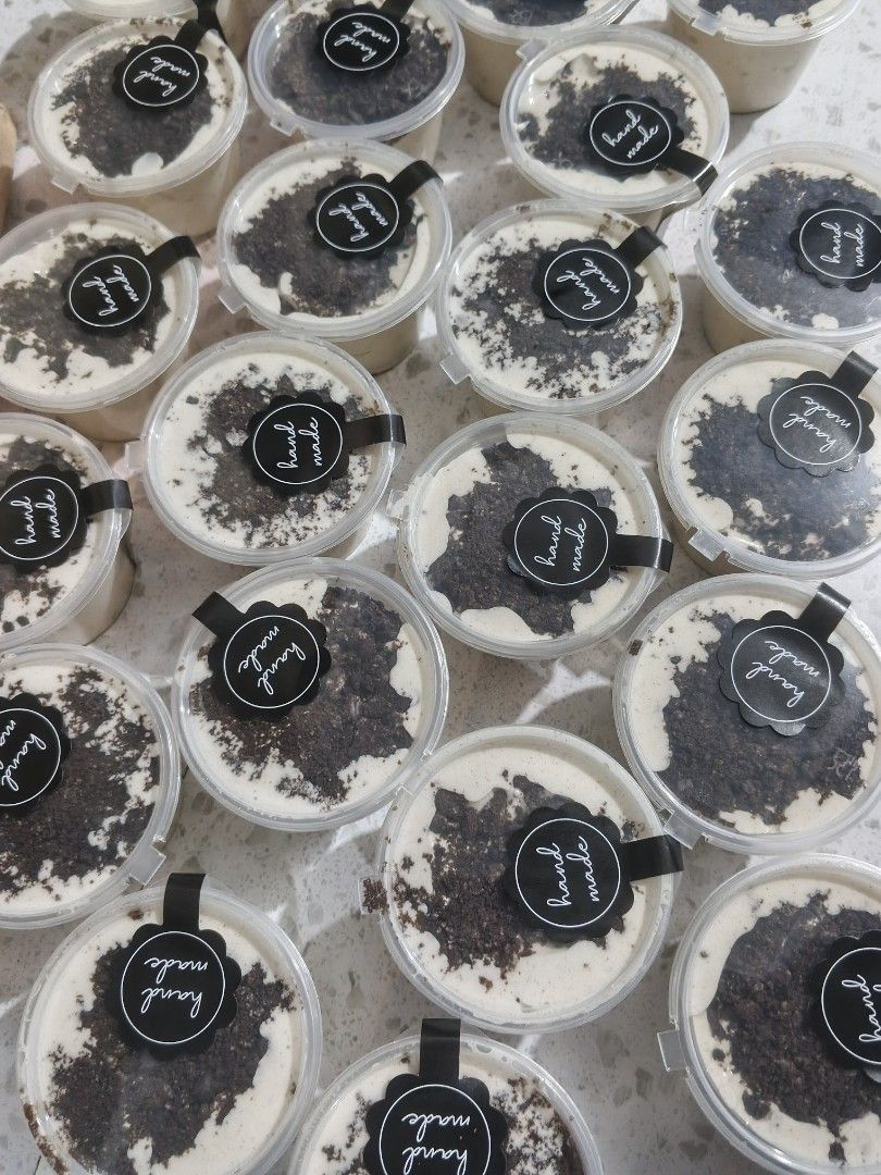 Oreo Dessert in a Cups (Category: Water Bottles & Tumblers) located in Las Pinas. Submitted by mariel_infinity (Listing ID 1420045772, Image 1). Description: Delicious handmade Oreo dessert cups. Each cup is filled with a creamy, sweet base and topped with generous amounts of Oreo cookie crumbs. Perfect for a sweet treat or to share with friends and family. These desserts are freshly made and ready to enjoy. Each cup is sealed with a label that s