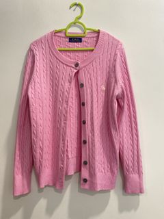 (Category: ) located in . Submitted by wardrobesofea (Listing ID 1420025752, Image 1). Description: .