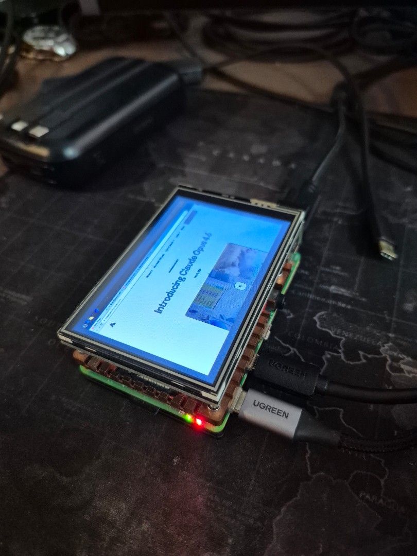 Raspberry Pi 4B with Touch Display65561094198530110