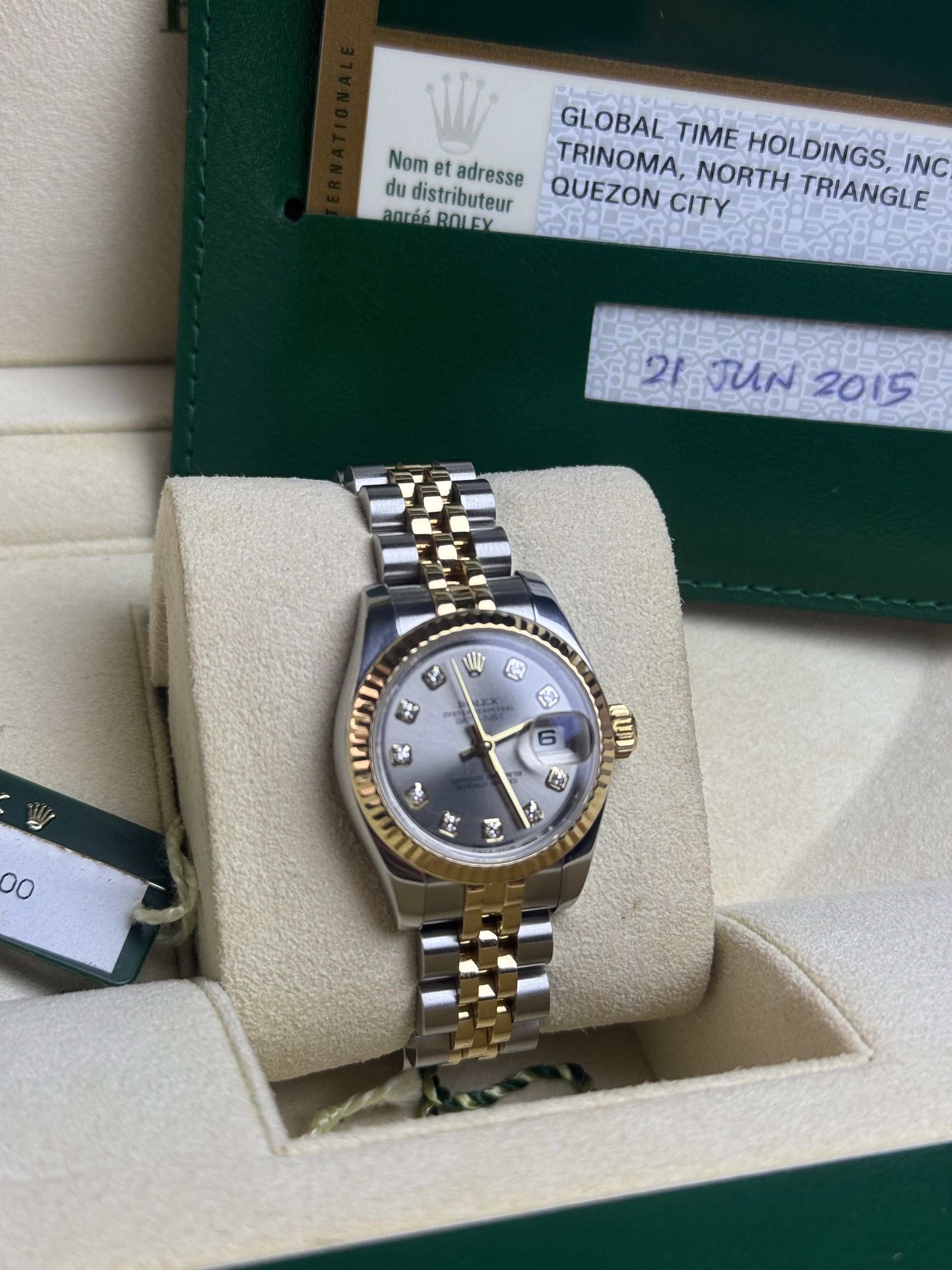 Rolex Datejust (Category: Luxury Watches) located in Quezon City. Submitted by LuxPieces (Listing ID 1420096136, Image 2). Description: Rolex Datejust Size 26mm Ref. 179173 Rhodium Diamond Dial Rare Year 2015 Full set, complete Pristine condition Local AD 465k only.