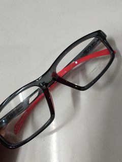 (Category: ) located in . Submitted by iloveglasses (Listing ID 1420125792, Image 1). Description: .