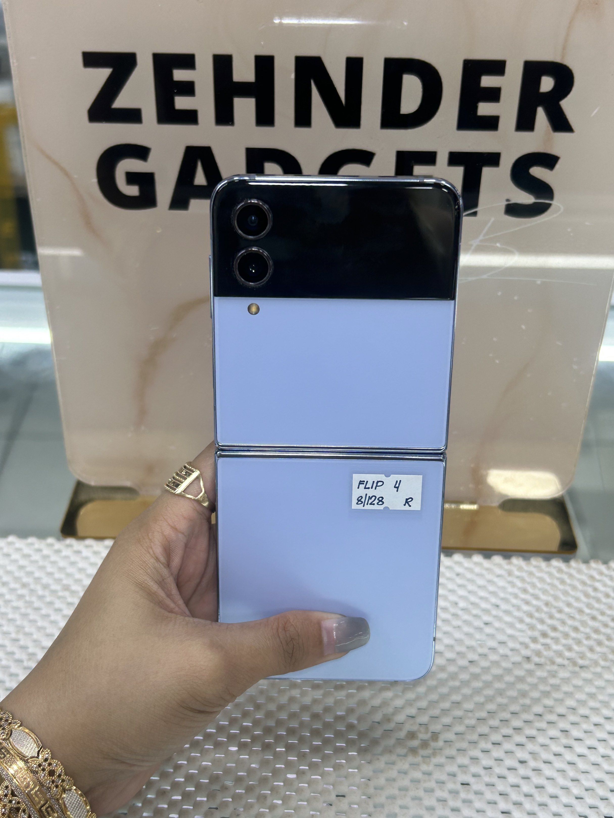 SAMSUNG FLIP 4 8/128GB OPENLINE (NTC APPROVED) (Category: Samsung) located in San Juan City. Submitted by desireebayal96 (Listing ID 1420141879, Image 1). Description: SAMSUNG GALAXY FLIP 4 * 8/128GB * OPENLINE * ANY SIM * NTC APPROVED * 98% SMOOTH * NO ISSUE * NO HISTORY OF REPAIR * NO AMOLED BURN * NO DEAD PIXEL * WITH CORD TYPE C OPEN FOR COD SAME DAY DELIVERY PLUS SHIPPING FEE MESSAGE ME DIRECTLY FOR MORE INFO Store located📍2nd floor Vmall G