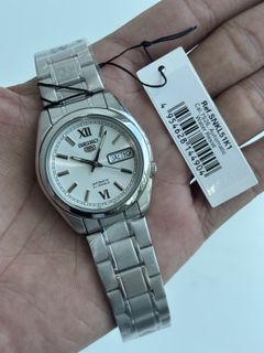 (Category: ) located in . Submitted by ald_timepieces (Listing ID 1419986884, Image 1). Description: .