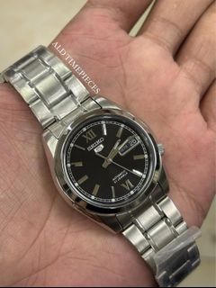 (Category: ) located in . Submitted by ald_timepieces (Listing ID 1419986376, Image 1). Description: .