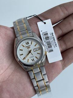 (Category: ) located in . Submitted by ald_timepieces (Listing ID 1419986520, Image 1). Description: .