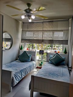 (Category: ) located in . Submitted by Capri (Listing ID 1420036056, Image 1). Description: .