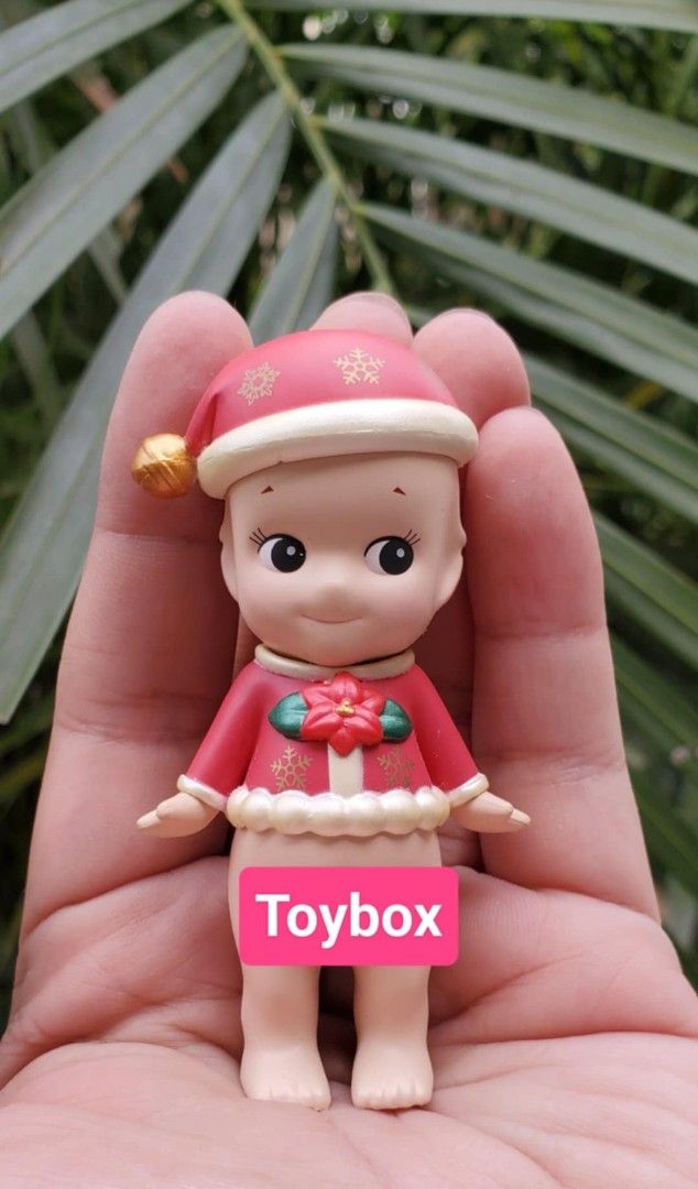 Sonny Angel 2018 Christmas Classic Santa (Category: Designer & Blind Box Toys) located in General Trias. Submitted by toyboxstation (Listing ID 1420004618, Image 1). Description: ✅️LIMITED STOCK ✅️💯Authentic *Sonny Angel 2018 Christmas Classic Santa *Message me for more details.
