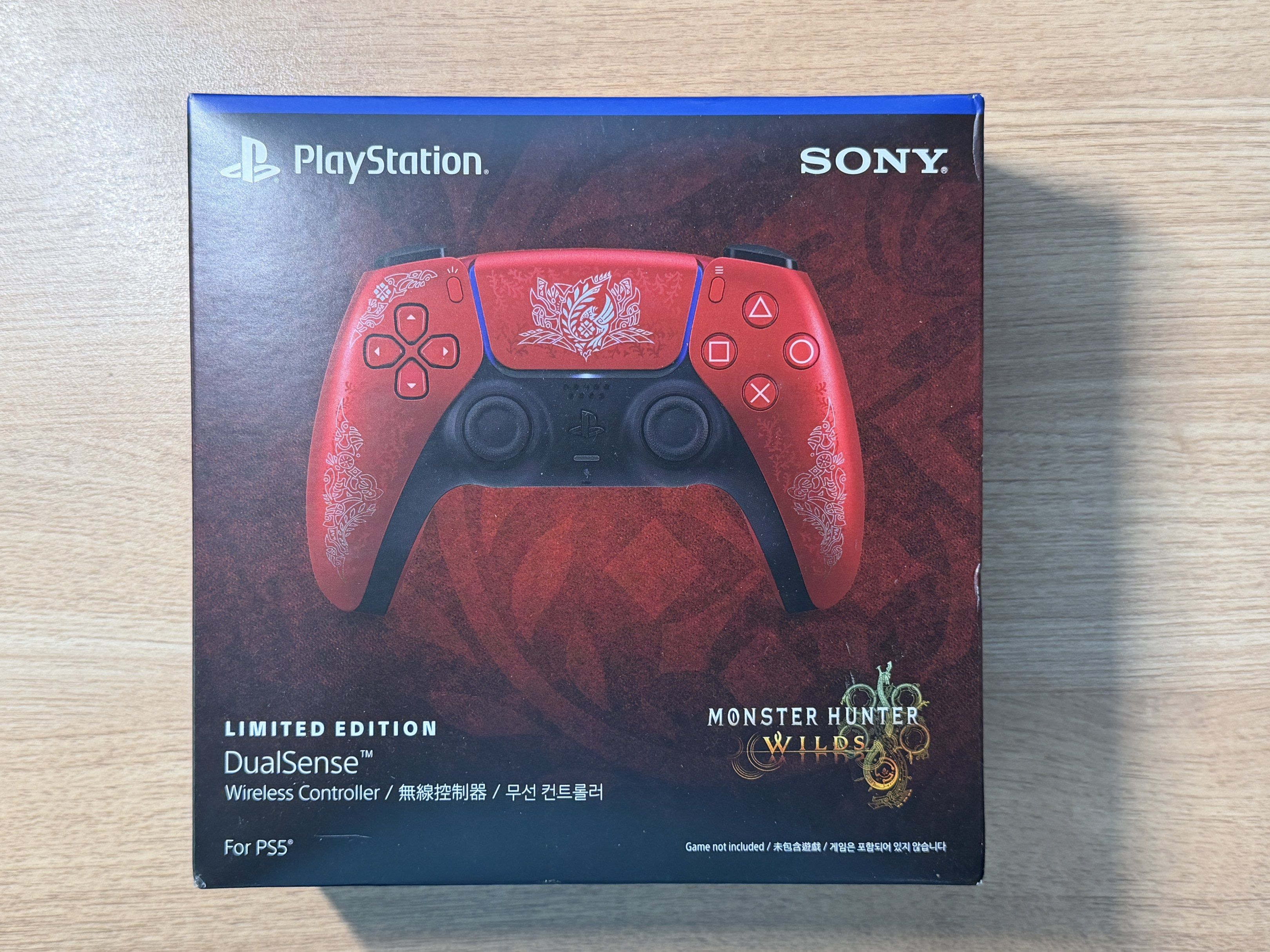 Sony PS5 - Monster Hunter Wilds Controller (Category: Controllers) located in Malolos. Submitted by reebstore (Listing ID 1420010501, Image 1). Description: MISB, has a little crease on the side.