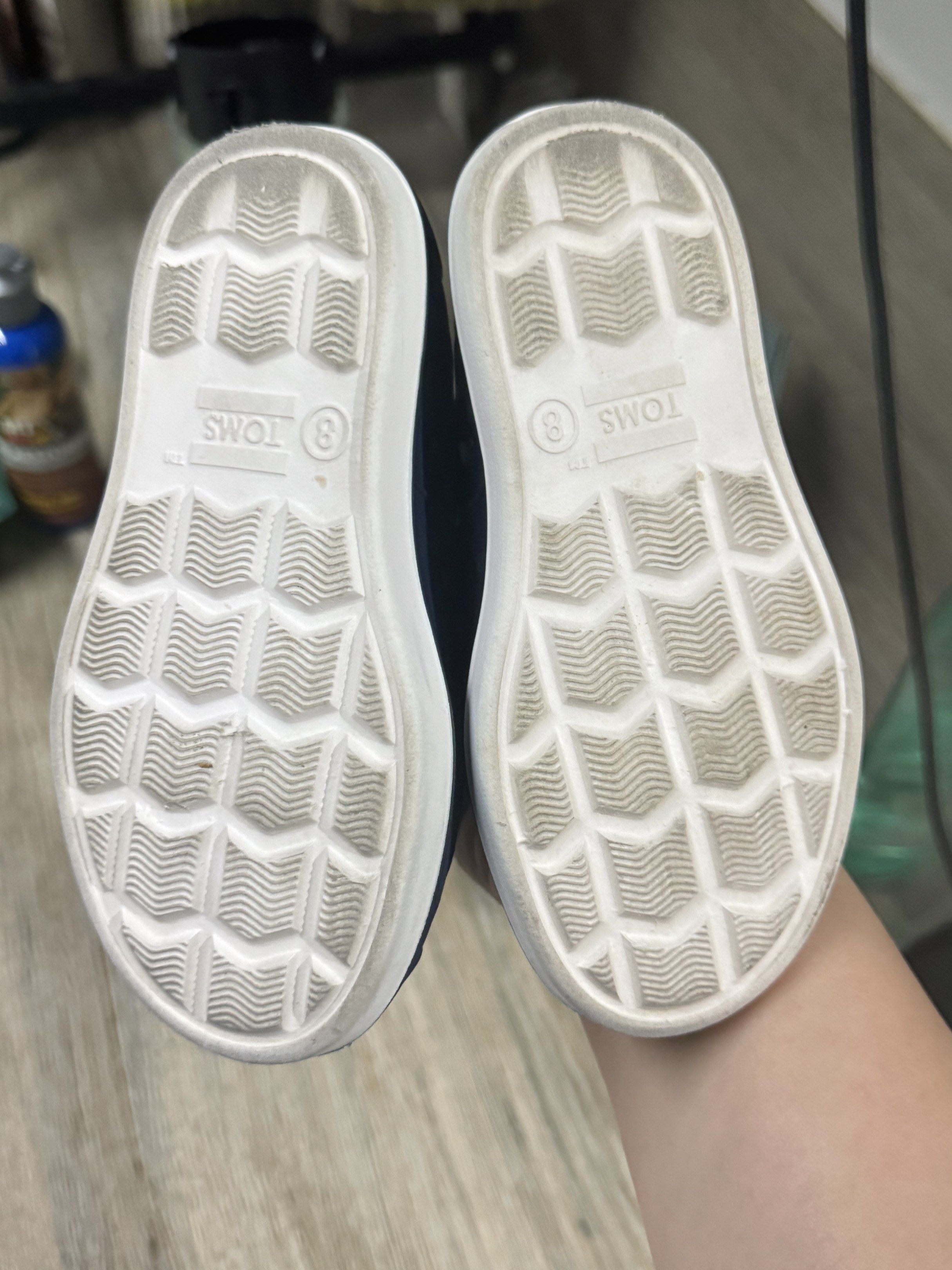 TOMS Romper Navy Shoes - Size 8 (Category: Babies & Kids Fashion) located in Pasig City. Submitted by mco2223 (Listing ID 1420018129, Image 2). Description: - TOMS Ronper shoes - Navy blue, size 8 - Slip-on style - Perforated design - White, textured soles - Includes original box - Made in China.