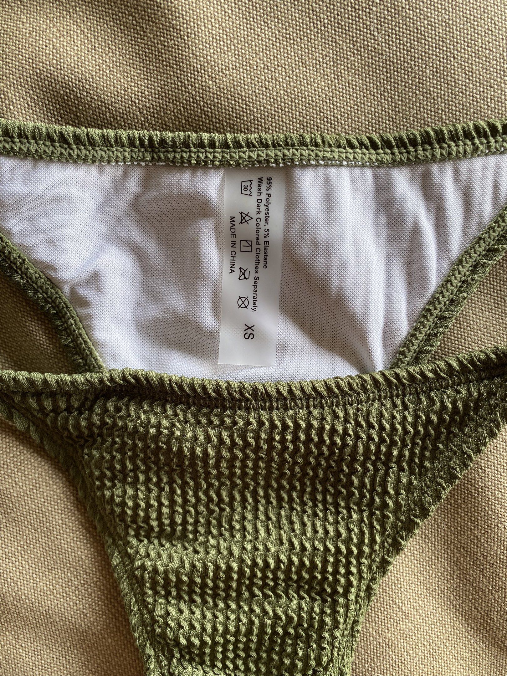 Unused Olive Green Bikini Bottom XS (Category: Bikinis & Swimsuits) located in Quezon City. Submitted by samae_declutters888 (Listing ID 1420015289, Image 2). Description: Size: XS RFS: Don’t like the fit..