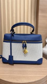 (Kategori: ) berada di . Dikirim oleh adenk97 (ID iklan 1420026648, Gambar 1). Deskripsi: .