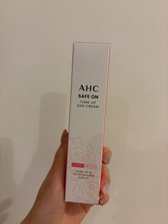 （分類：）位於 。 由 hihihi___ 提交（商品編號 1420299096，圖片 1）。簡介： 。