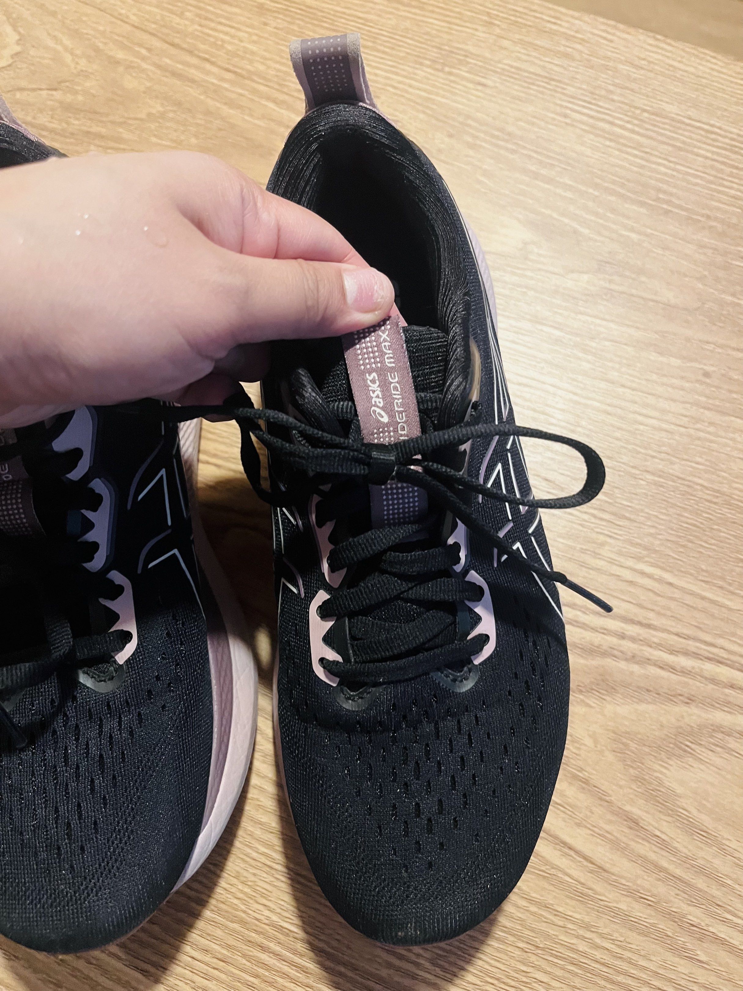 Asics GlideRide Max Running Shoes US8 (Category: Sneakers) located in Calamba. Submitted by nemstudio (Listing ID 1420282205, Image 2). Description: - Asics GlideRide Max running shoes - Color: Black and Pink - Size: US 8, EUR 39.5 - Features: Breathable mesh upper, cushioned sole - Closure: Lace-up - Made in Vietnam - Bought in Japan for 8k - Slightly used, less than 50km - No damage or repair - Walang pudpod na part, looks NEW.
