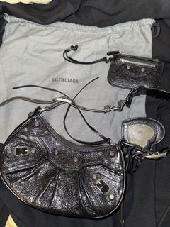 （分類：）位於 。 由 silentoceannn 提交（商品編號 1420189328，圖片 1）。簡介： 。