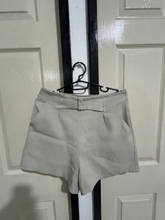 (Category: ) located in . Submitted by closettingbcd (Listing ID 1420281673, Image 1). Description: .