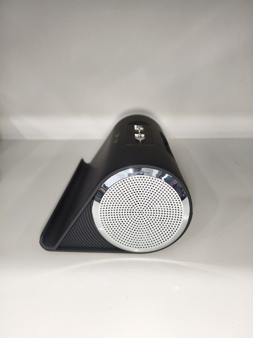 Bluetooth Speaker - Black65561102546946110