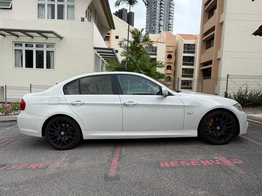 BMW 3 Series Sedan 318i (A) (Category: Used Cars) located in Singapore. Submitted by preciseauto (Listing ID 1420291999, Image 2). Description: 🔥🔥BOSS SAY ALL MUST GO CLEARANCE SALE🔥🔥 🚨CHEAPEST CARS IN THE MARKET🚨 🚘$500 DRIVEAWAY🚘 🏦LOWEST INTEREST FROM 1.48%🏦 🟢1 YEAR WARRANTY🟢 🔧FREE 1 YEAR SERVICING🔧 🏬 Vehicle 120 Points INSPECTION CHECK By In House Workshop BEFORE we put them for SALE 🚕 PHV Drivers Welcomed 🔁 High Trade In Value