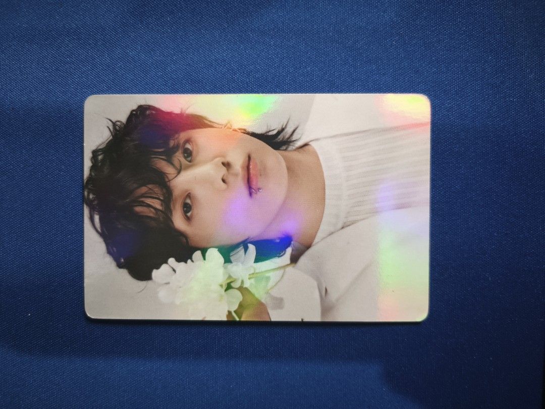 BTS McDonald's TinyTAN Encore plus Golden Card (Category: K-Wave Merchandise) located in Caloocan City. Submitted by clark_20 (Listing ID 1420244707, Image 2). Description: BTS Tiny Tan Encore Complete set + JK Golden Card Location: South Caloocan.