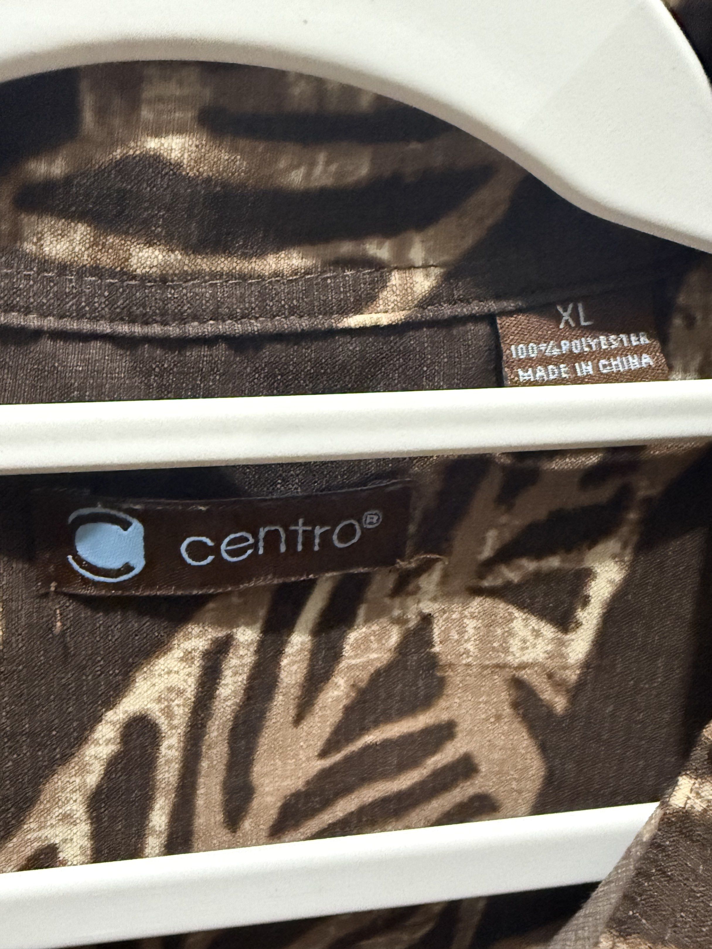 Centro Brown Button Up Hawaiian Shirt (Category: Tshirts & Polo Shirts ) located in Manila. Submitted by spidermonkey04 (Listing ID 1420234430, Image 3). Description: RFS: decluttering XL on tag .