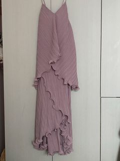 (Category: ) located in . Submitted by creamclothes (Listing ID 1420263231, Image 1). Description: .