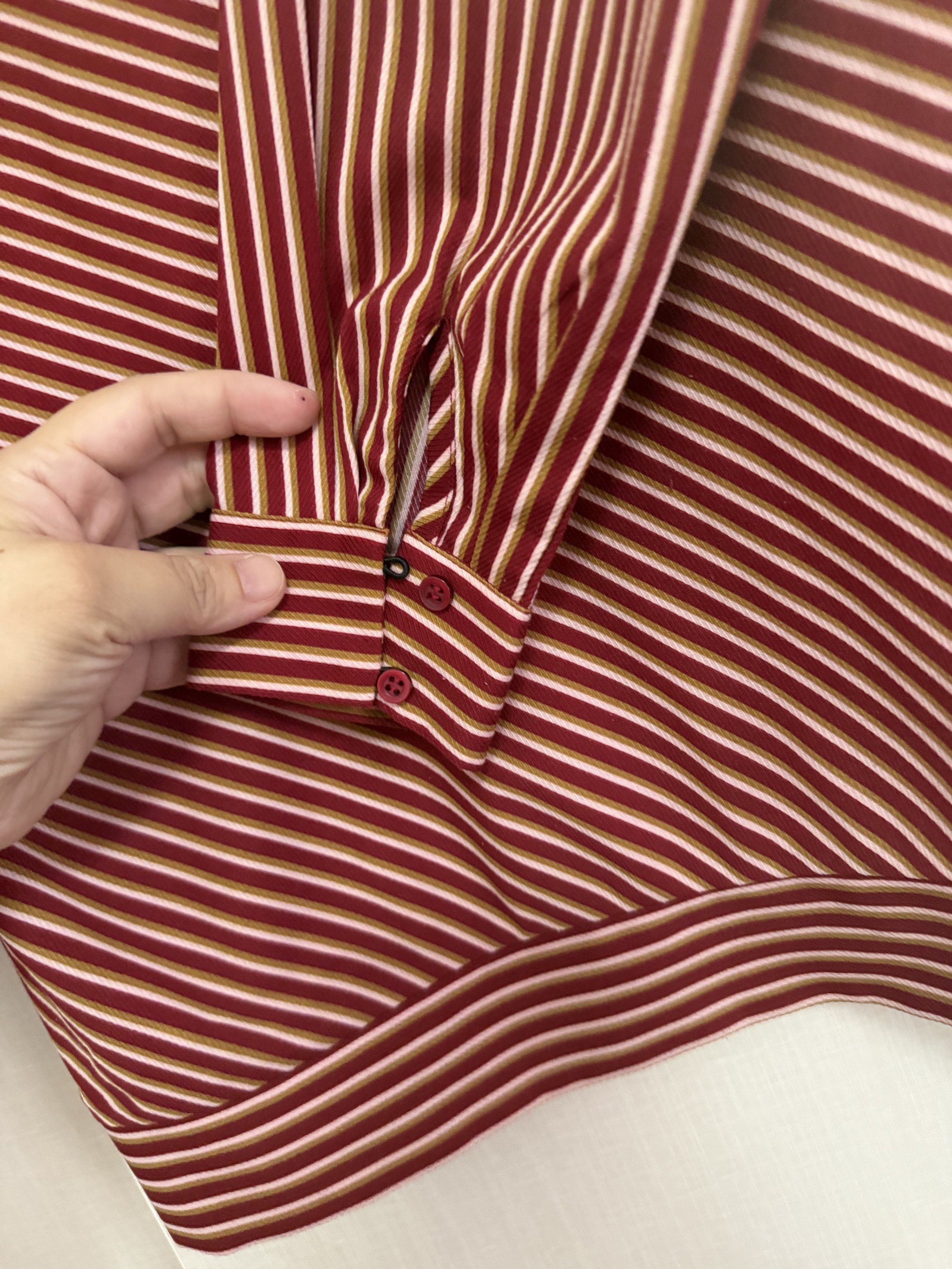 Forme Striped Long Sleeve Blouse (Category: Blouses) located in Manila. Submitted by cococrunch13 (Listing ID 1420208635, Image 3). Description: For me .