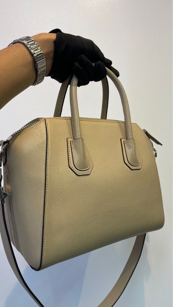 Givenchy Antigona small beige satchel bag (Category: Luxury Bags & Wallets) located in Manila. Submitted by luxemax_09 (Listing ID 1420178807, Image 3). Description: .