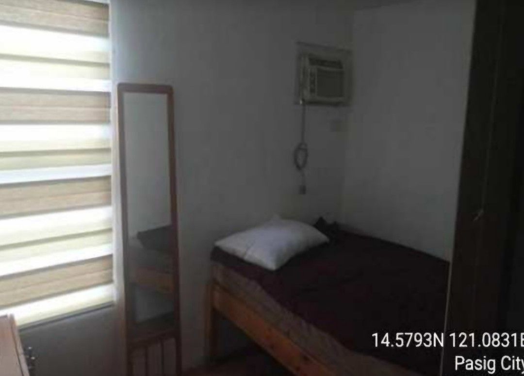 Hampton Gardens Pasig Foreclosed 2BR Condo for Sale (Category: Apartments & Condos) located in Manila. Submitted by licensedbroker_09274725548 (Listing ID 1420244698, Image 3). Description: Bank Foreclosed Condo for Sale Contact #: 09274725548 Property Address: 8th Floor, Hampton Gardens Phase VII Dover (M) Tower, C. Raymundo Avenue, Pasig City, Metro Manila 2 Bedrooms 1 Toilet and Bath Drying Cage Floor Area: 31.89 sqm Drying Area: 1.50 sqm Sell