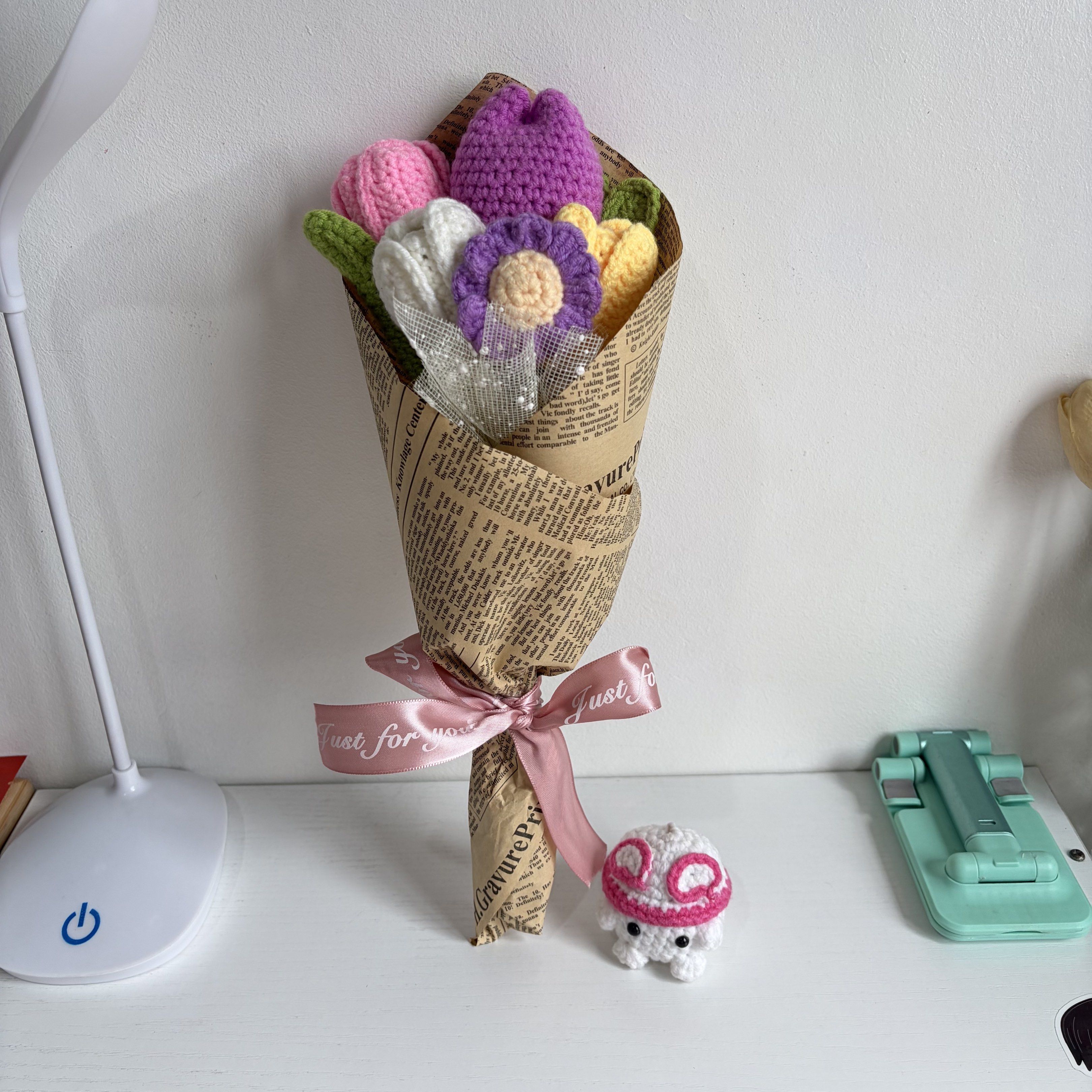 Handmade Crochet Flower Bouquet with box (Category: Flowers & Bouquets) located in Quezon City. Submitted by janna_rae (Listing ID 1420233740, Image 1). Description: QUITTING SALE x VALENTINE’s PROMO Inclusions: - 4 tulips, 1 daisy - box.