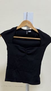 （分類：）位於 。 由 hkthriftbuys 提交（商品編號 1420288248，圖片 1）。簡介： 。