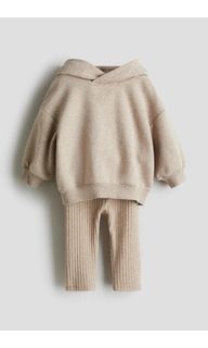 (Category: ) located in . Submitted by styledbyher (Listing ID 1414737209, Image 1). Description: .