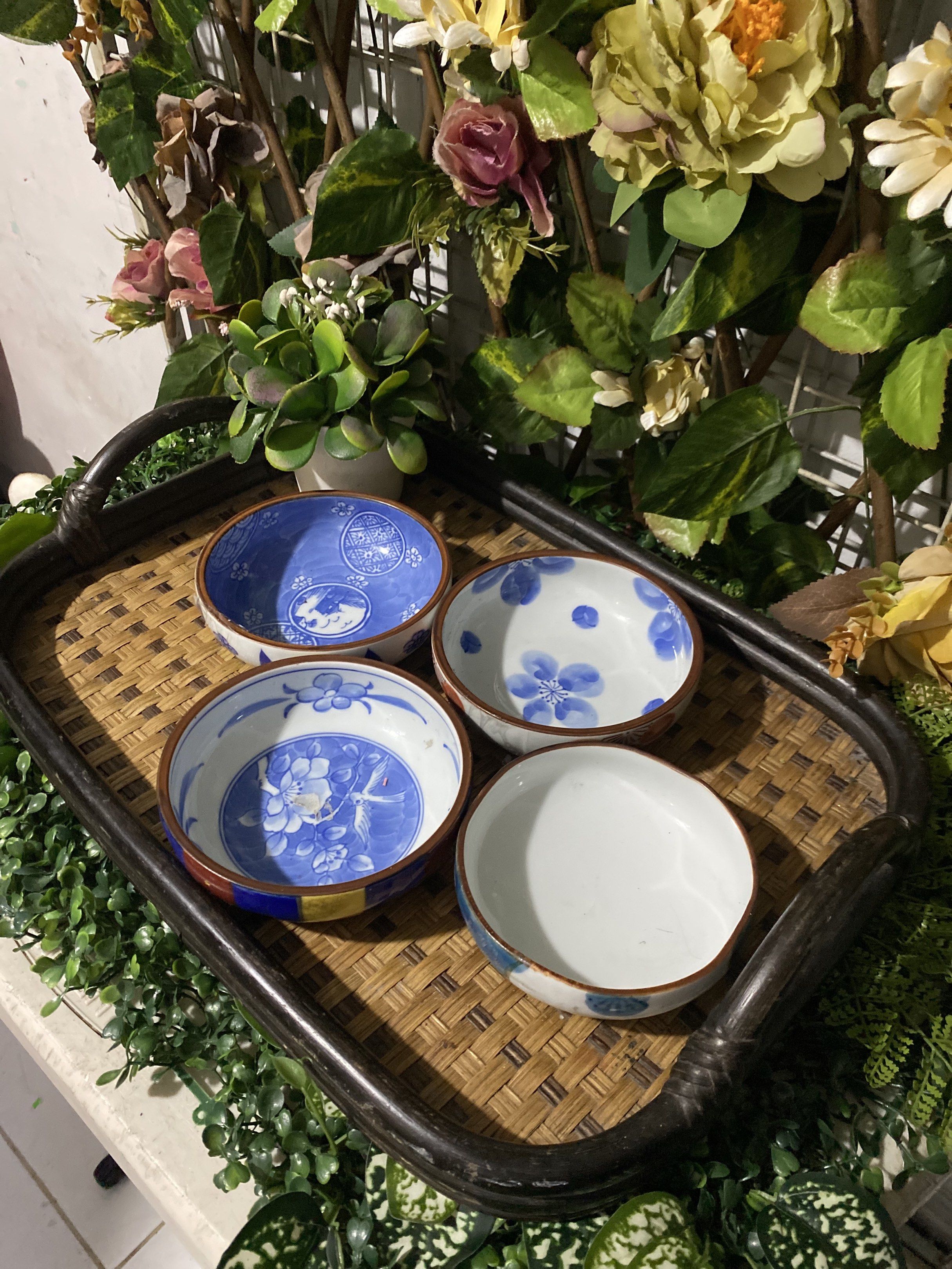 Japan Surplus Bundles Ceramic Bowls (Category: Other Kitchenware & Tableware) located in Caloocan City. Submitted by mzmarsz (Listing ID 1420256361, Image 1). Description: Japan Surplus Bundles Bowls.