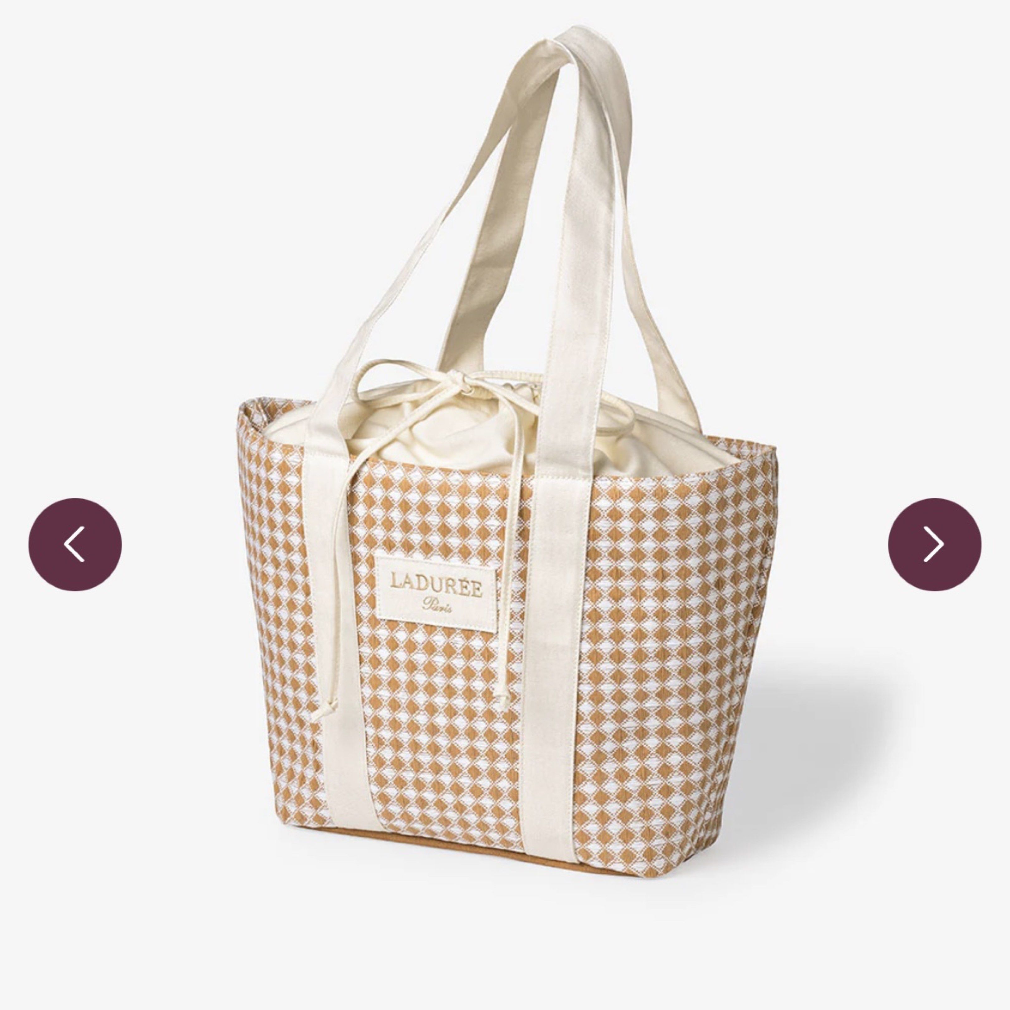 LADUREE Paris picnic cooler bag (Category: Tote Bags) located in Pasig City. Submitted by sagefields (Listing ID 1420349445, Image 1). Description: Bnew. RFS: received as a gift Still sealed in its onion paper and its original plastic packaging Comes with its original Laduree paperbag Insulated so it's perfect for aesthetic picnics and beach trips with friends and family! Dimensions: 45cm x 28cm x 16cm MOP: BPI Delivery: same-day rider only (buye