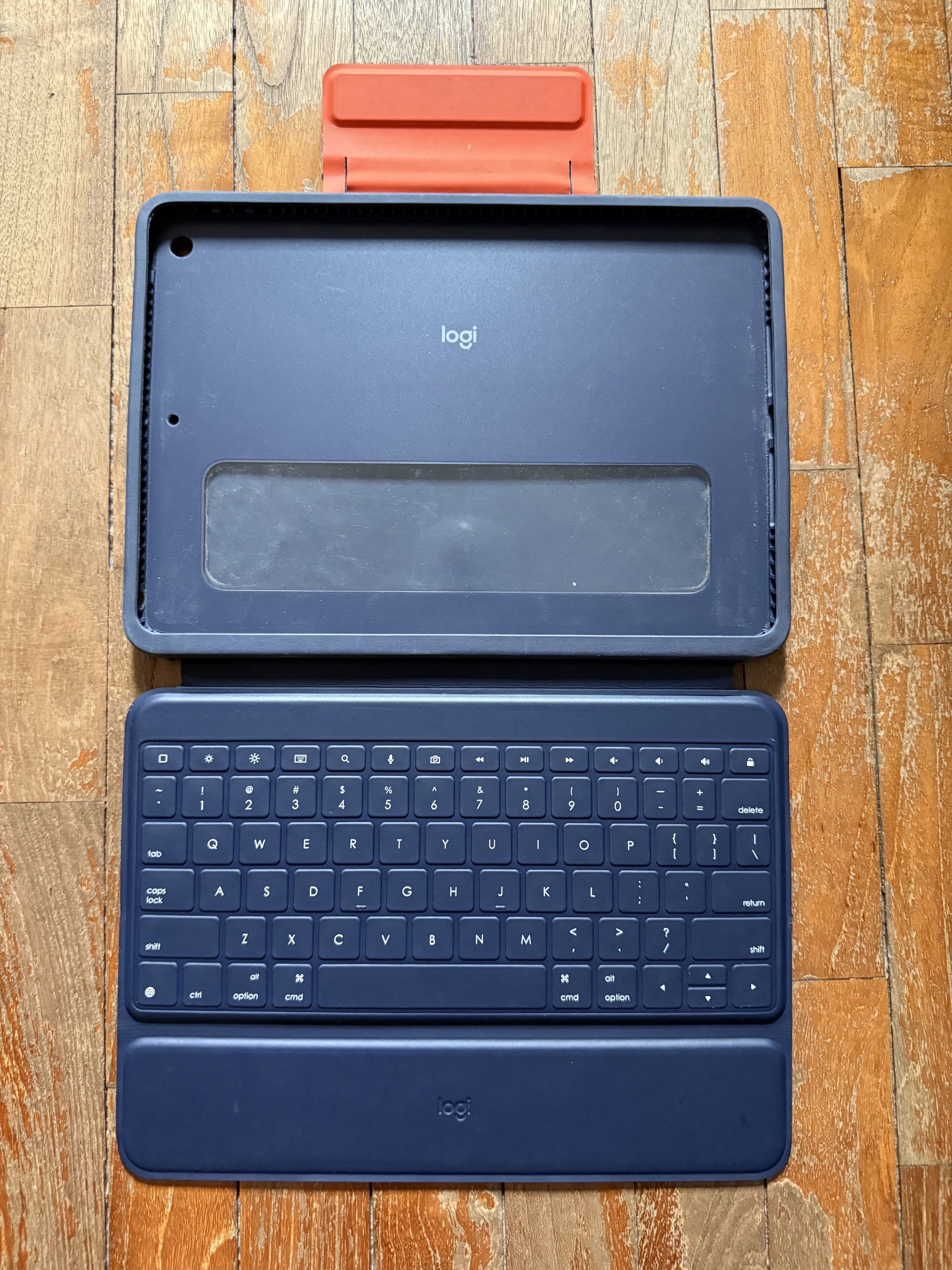 Logitech Rugged Combo 3 iPad Keyboard Case, Mobile Phones & Gadgets ...
