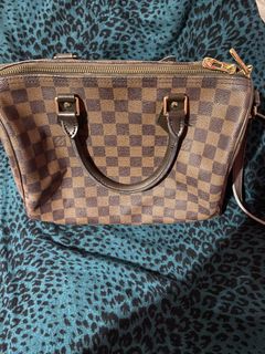 (Category: ) located in . Submitted by br0kebaddieng (Listing ID 1420190673, Image 1). Description: .