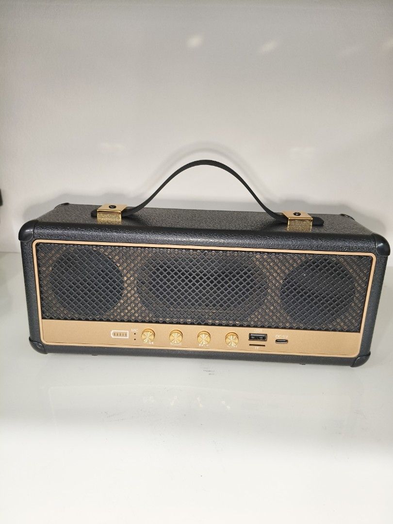 Bluetooth Speaker - Brand New65561102753666111