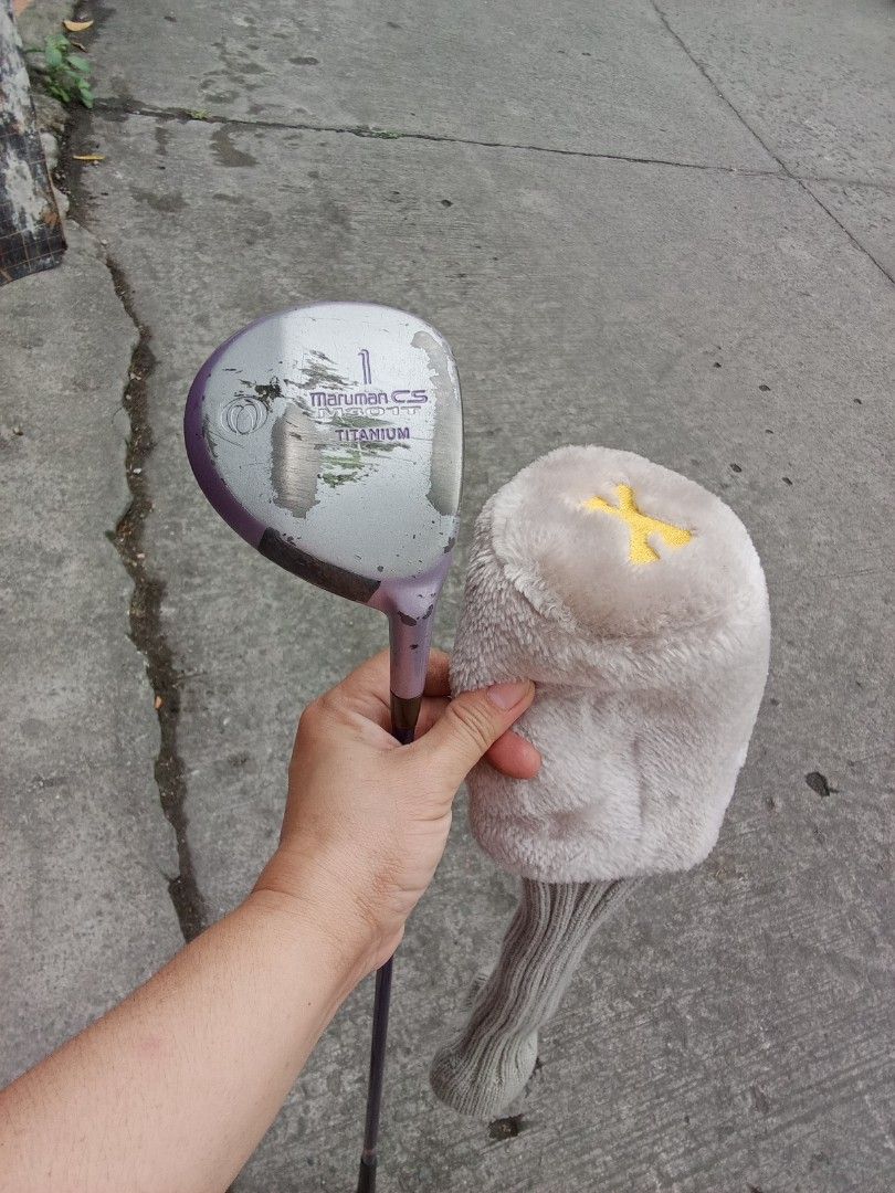 Maruman CS Vision Titanium Driver Flex L, Right handed (Category: Golf) located in San Pedro. Submitted by trisheljas_japansurplus (Listing ID 1420229004, Image 2). Description: - Maruman CS Vision Titanium driver - Purple shaft and head - Includes head cover - Black grip with blue accents and Maruman logo - Marked with '1' location 📍 Filinvest Homesite barangay bagong silang san pedro laguna 📍.