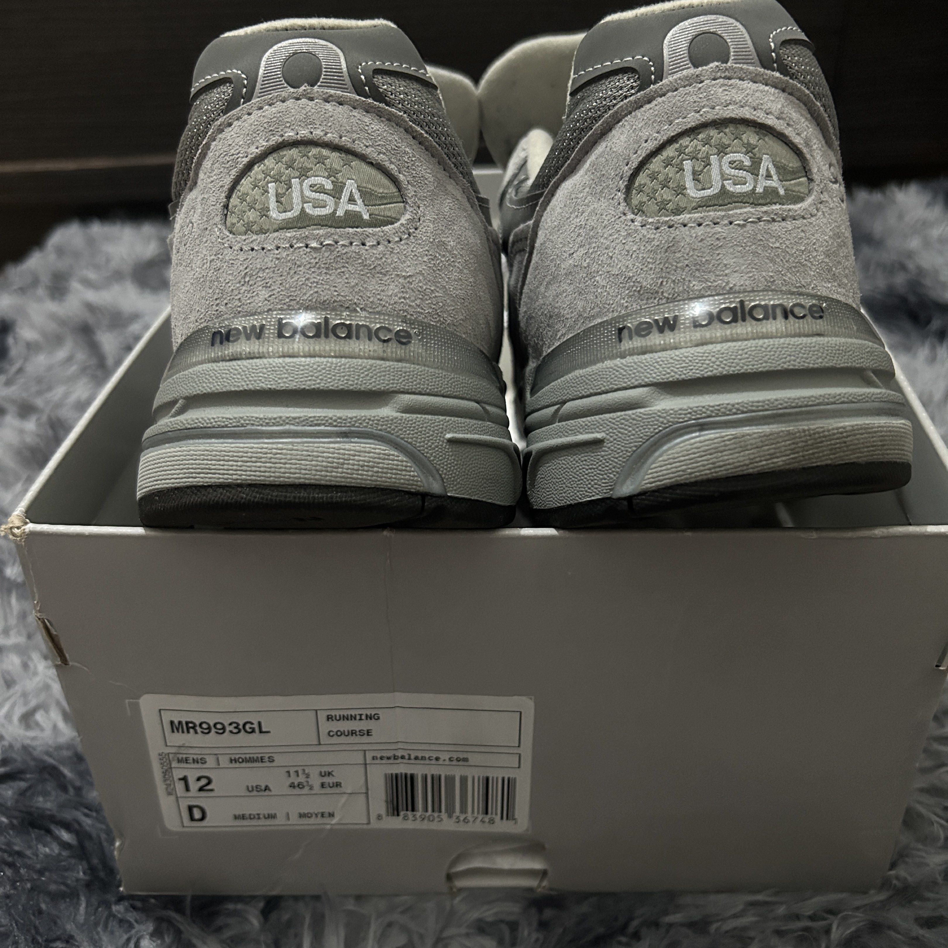 NB993 (Category: Sneakers) located in Manila. Submitted by ember7 (Listing ID 1420320070, Image 3). Description: Used only twice and in perfect condition. Still comes with the box. Can do meetup within Manila or shipping c/o buyer :) .