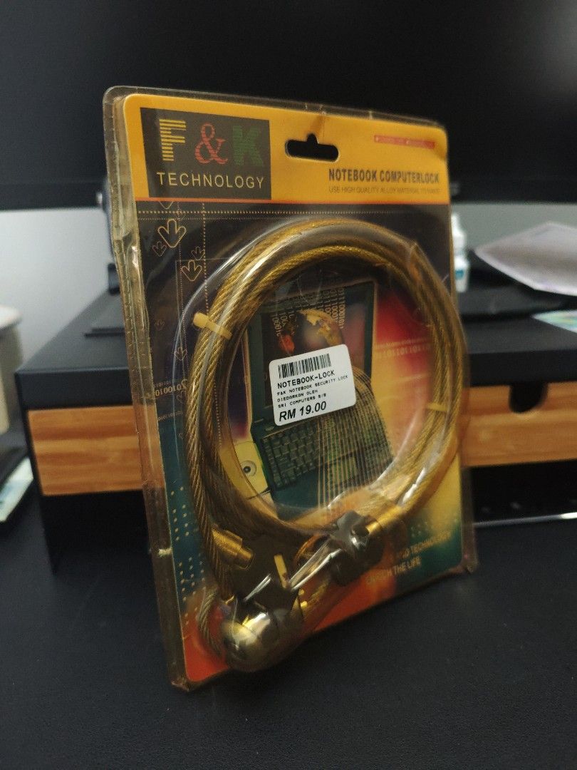 Notebook Computer Lock cable (Category: Computer Parts) located in Kapar. Submitted by antranama (Listing ID 1420207429, Image 3). Description: - Notebook lock - Includes cable and locking mechanism - Comes with instructions - Designed to secure your laptop - Original price: RM19.00 selling to clear store - let go at RM9.