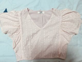 (Category: ) located in . Submitted by yh_nn (Listing ID 1420326591, Image 1). Description: .