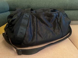 （分類：）位於 。 由 librastyle 提交（商品編號 1420202952，圖片 1）。簡介： 。