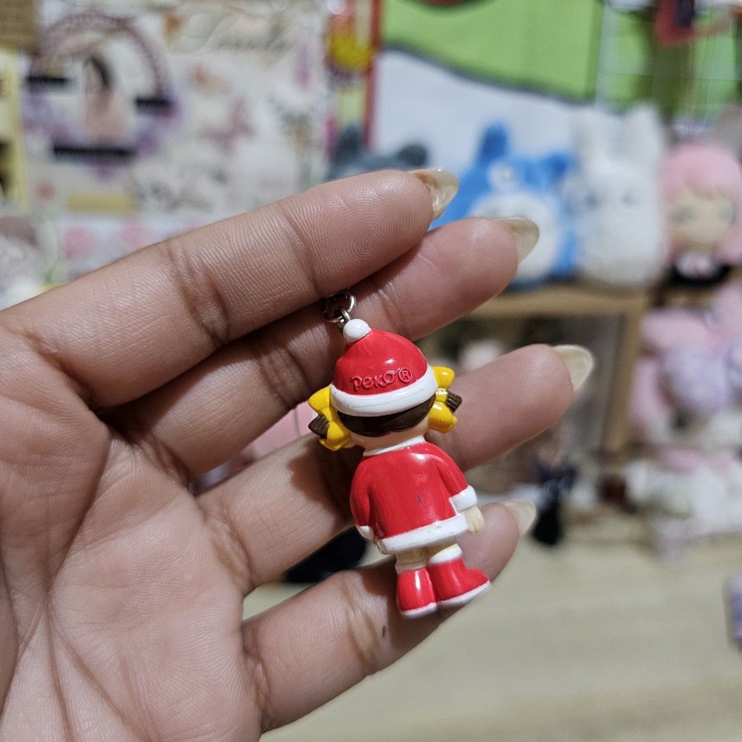 Peko-chan Santa Keychain (Category: Character Goods) located in Manila. Submitted by lovelylovesjapan (Listing ID 1420194252, Image 2). Description: 🌸The item is on-hand and authentic from Japan 🌸Mode of Payment (MOP): GCASH/Bank Transfer 🌸Mode of Delivery (MOD): J&T or Lalamove (Shipping every Saturday and Sunday) Notes: 🩷Breakable items are packed with care and caution. Seller will not be held liable for any damages incurred by the courier 
