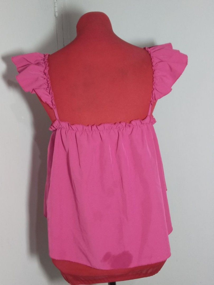 Pink Ruffle Top (Category: Sleeveless) located in Manila. Submitted by thecloset_prelovednotunloved (Listing ID 1420307083, Image 2). Description: Pink Ruffle-Strap Top - Brand: No brand​ - Size: Small​ - Condition: Great, NO stains/damage.