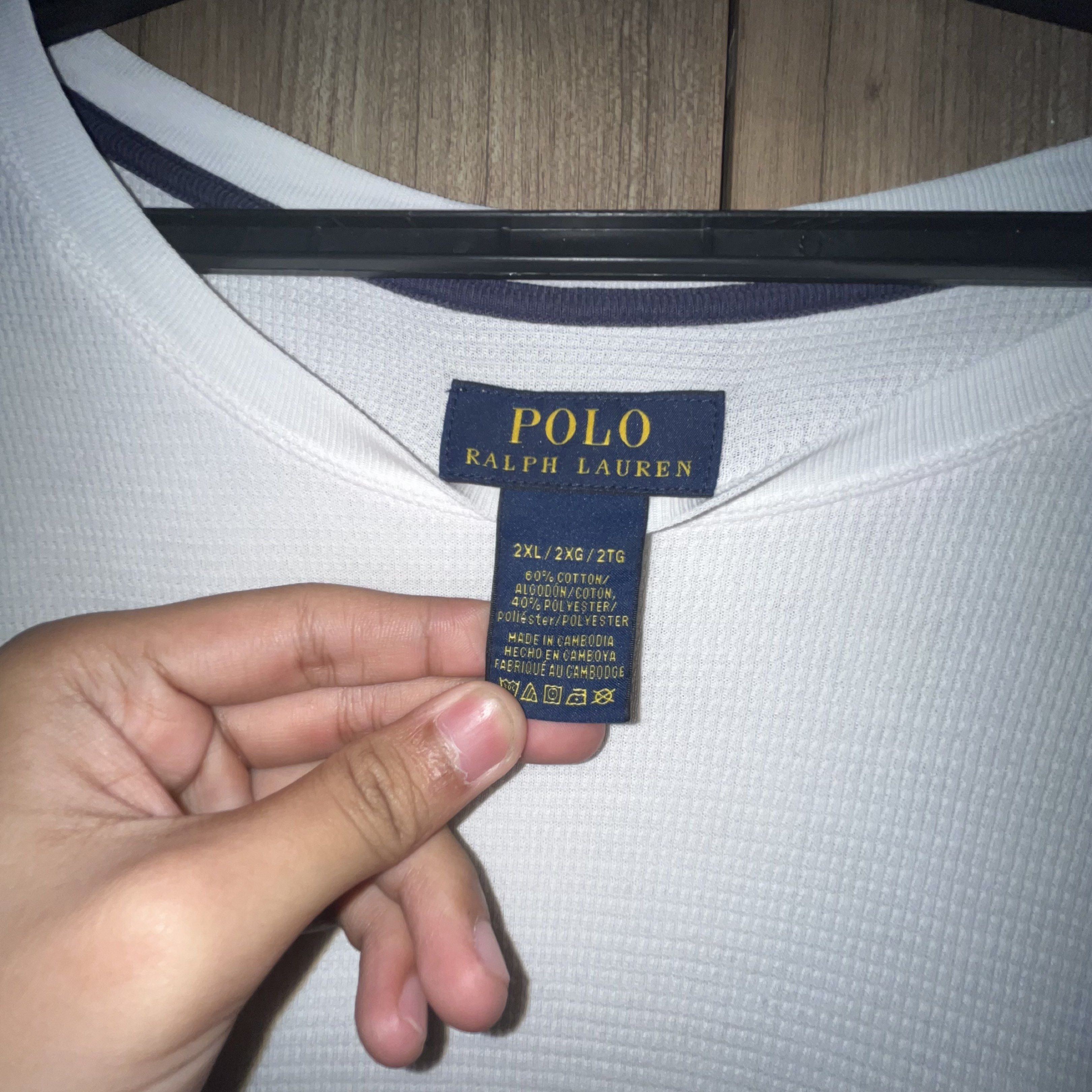 POLO RALPH LAUREN SWEATSHIRT (Category: Coats, Jackets and Outerwear) located in Manila. Submitted by refinedthreads (Listing ID 1420272568, Image 3). Description: NEGOTIABLEEE Just Thrifted This.
