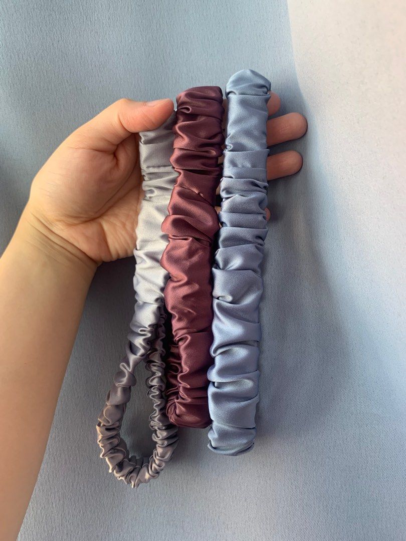 SLUMBER GLOW Charmeuse Silk Luxe Headbands (Category: Hair Accessories) located in Cebu City. Submitted by maderrr (Listing ID 1420226518, Image 2). Description: URGENT SELLING!! 🎈🎈🎈 SLUMBER GLOW Charmeuse Silk Luxe Headbands 2,400.00 php + SF. fixed price for all six items!🌻 Brand: Slumber Glow Material: charmeuse silk Colors: violet, blue, gray, black, pink Condition: 10/10 Selling due to no use. Kindly DM for inquiries. 💌 PH only. Care gu