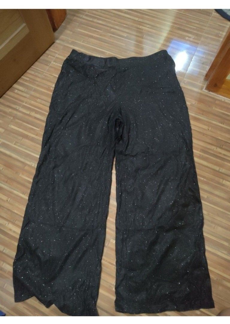 Sparkly sleeveless blazer with matching pants (Category: Jumpsuits) located in Manila. Submitted by masterambrose13 (Listing ID 1412086855, Image 3). Description: Sparkly top and pants worn once, cleaned still has original bag and blazer still has tag.