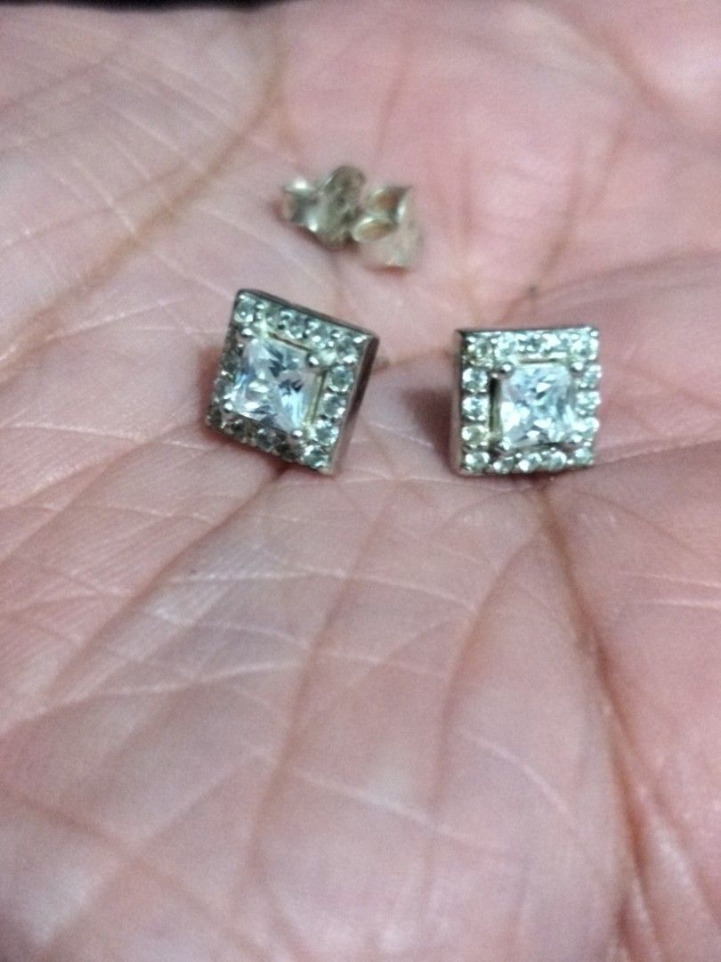 Square Stud Earrings with Crystals (Category: Earrings) located in Imus. Submitted by timelessfindph (Listing ID 1420267584, Image 3). Description: - Square stud earrings - Features a central square crystal, zircon - Surrounded by smaller dias which is diamantitus - Silver - Includes two earring backs in silver - Perfect for adding sparkle per piece only.